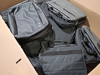 Partij laptoptassen - afbeelding 8 van  10