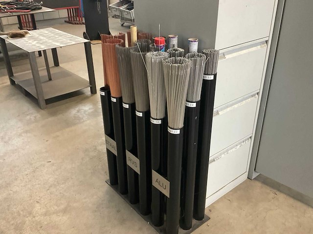 Partij las- en gereedschap toebehoren - afbeelding 2 van  12