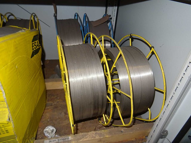 Partij lasdraad en elektroden - afbeelding 2 van  9