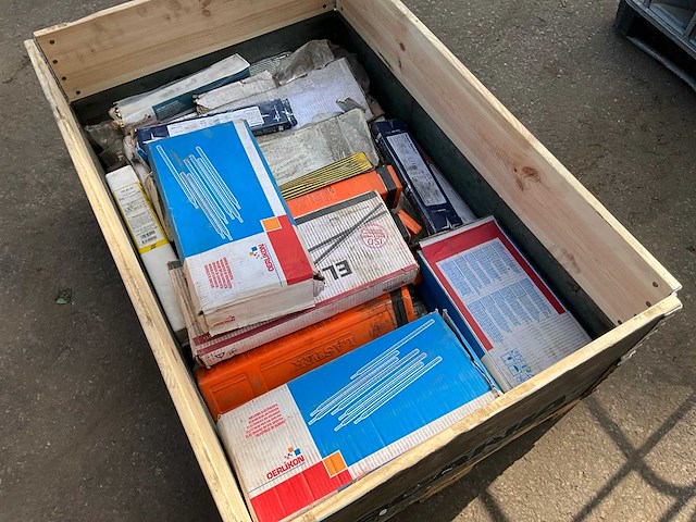 Partij laselektroden - afbeelding 2 van  5