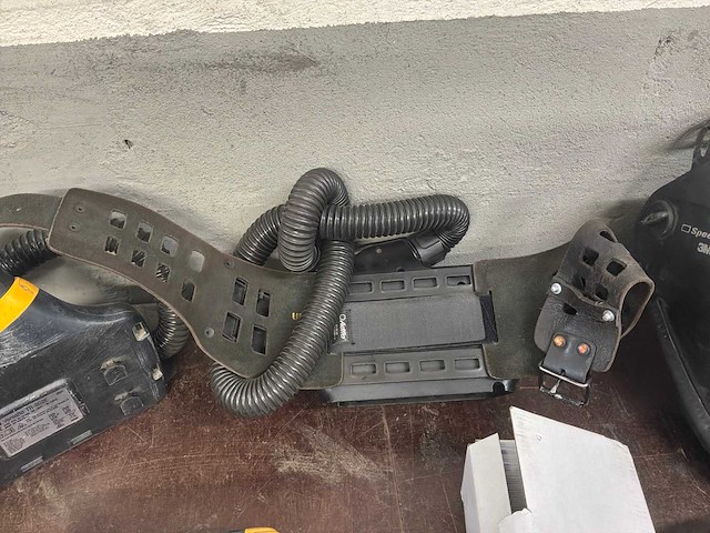 Partij lashelmen en adflo - afbeelding 8 van  12