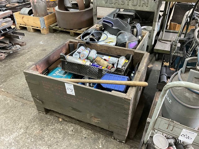 Partij lasonderdelen en accessoires - afbeelding 1 van  8