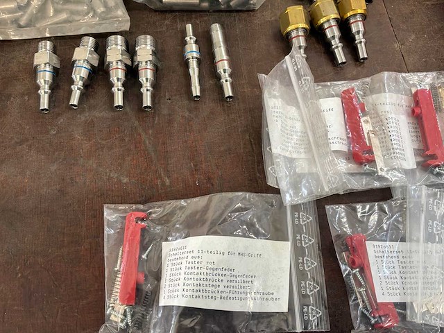 Partij lasonderdelen en accessoires - afbeelding 6 van  22