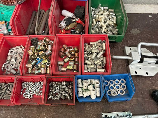 Partij lasonderdelen en accessoires - afbeelding 9 van  22