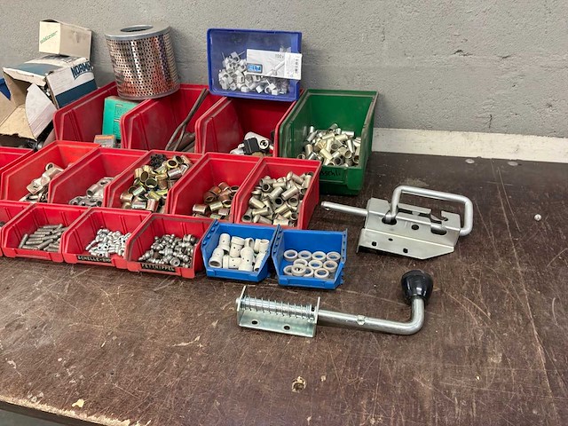 Partij lasonderdelen en accessoires - afbeelding 13 van  22