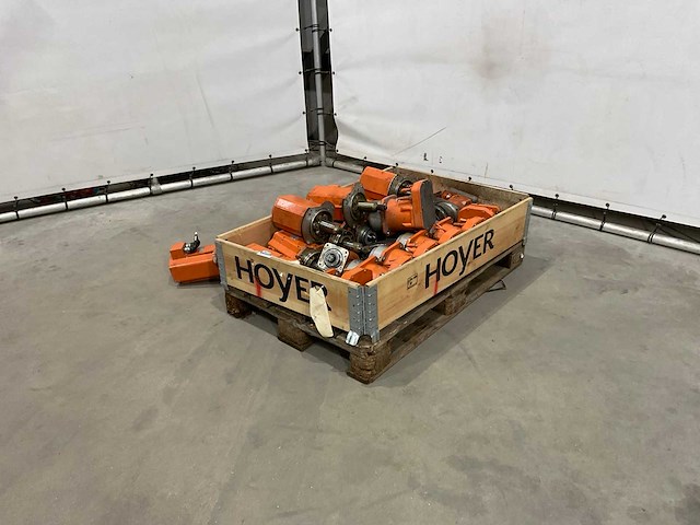 Partij lasrobot motoren - afbeelding 1 van  9