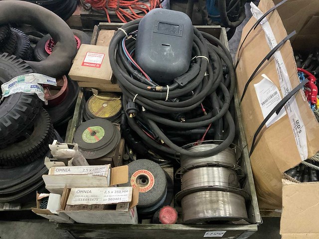 Partij lastoebehoren - afbeelding 1 van  5