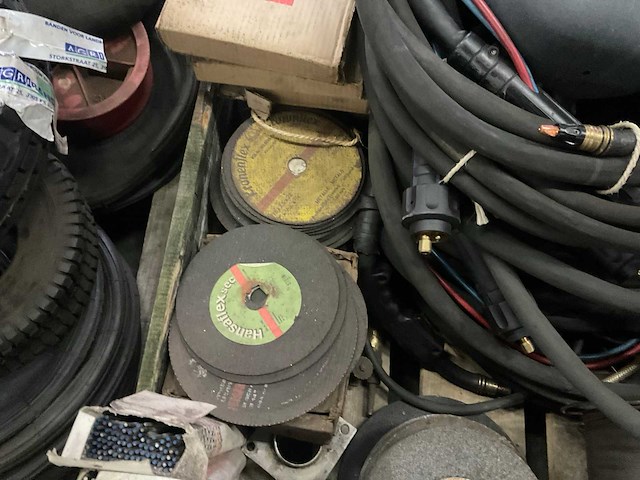 Partij lastoebehoren - afbeelding 4 van  5