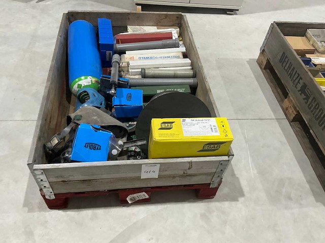 Partij lastoebehoren - afbeelding 2 van  2