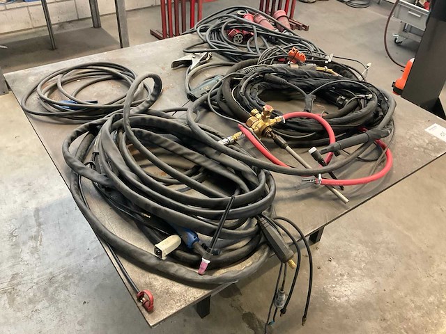 Partij lastoortsen en divers - afbeelding 3 van  7