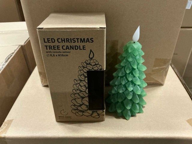 Partij led candle christmas tree d8,6/h16cm green (143x) - afbeelding 1 van  5
