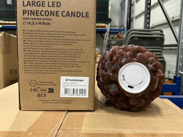 Partij led candle pine cone d10.5/h16cm brown (144x) - afbeelding 2 van  4