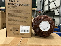 Partij led candle pine cone d10.5/h16cm brown (144x) - afbeelding 2 van  4