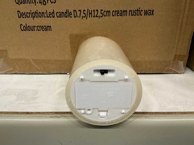 Partij led candles d7,5/h12,5cm cream rustic wax (96x) - afbeelding 2 van  3