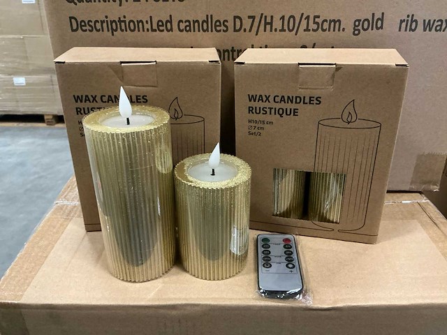 Partij led candles d7/h10/15cm gold rib wax 2/set (119x set) - afbeelding 1 van  6