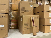 Partij led candles wax red rib ø2,2xh29cm 2/set (108x) - afbeelding 3 van  4