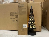 Partij led christmas tree light d8/h30cm black with stars and timer (18x) - afbeelding 2 van  4
