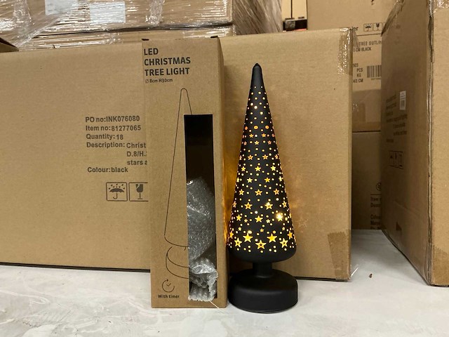 Partij led christmas tree light d8/h30cm black with stars and timer (18x) - afbeelding 1 van  4