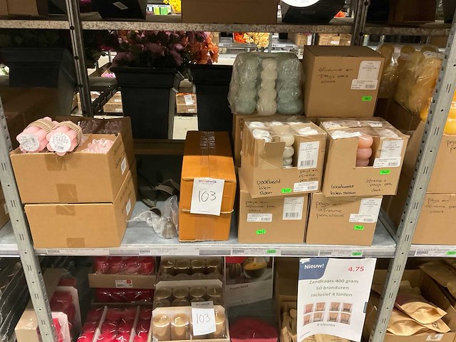 Partij led en geurkaarsen - afbeelding 10 van  16