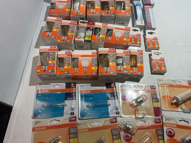 Partij led-lampen - ca. 36 stuks osram en philips - afbeelding 4 van  5