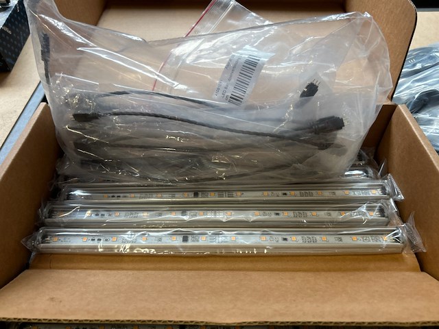 Partij led strips en accessoires w.o. mean well - afbeelding 5 van  7