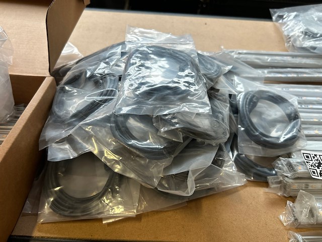 Partij led strips en accessoires w.o. mean well - afbeelding 6 van  7