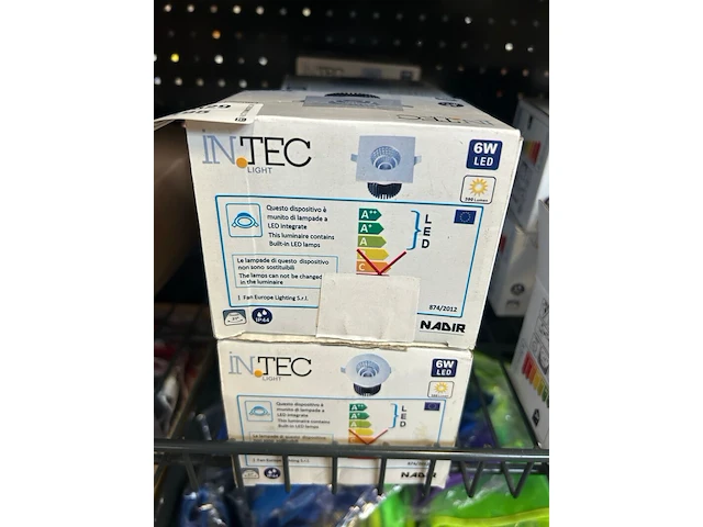 Partij led verlichting en elektronica w.o. intech - afbeelding 5 van  6