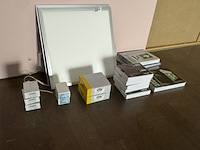 Partij led verlichting en noodverlichting - afbeelding 1 van  7
