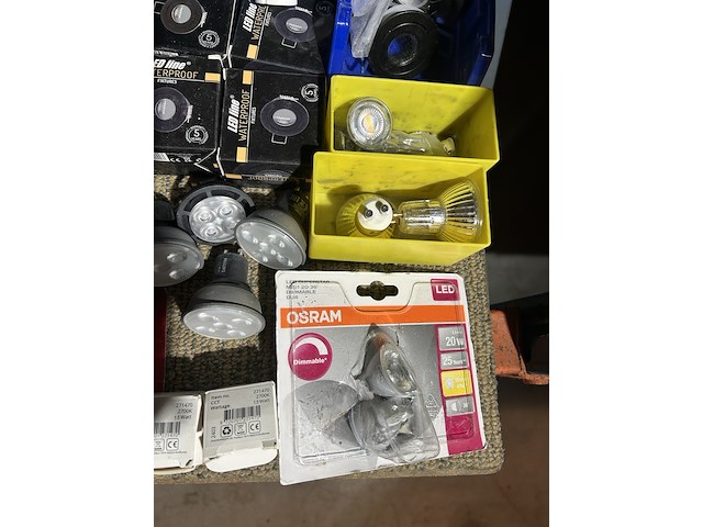 Partij (led) verlichting w.o. first alert, philips, osram - afbeelding 4 van  7