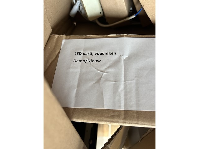 Partij led verlichting, w.o. philips - afbeelding 4 van  13