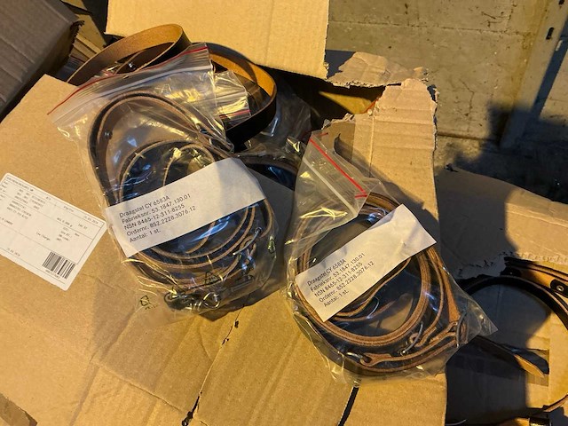 Partij lederen foudralen - afbeelding 2 van  5