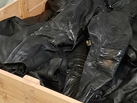 Partij lederen jassen en broeken - afbeelding 4 van  16