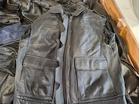 Partij lederen kleding (zonder mouwen ed) - afbeelding 7 van  9