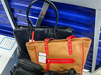 Partij lederwaren (dames en heren tassen/portefeuilles) - afbeelding 10 van  72