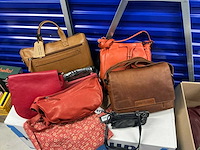 Partij lederwaren (dames en heren tassen/portefeuilles) - afbeelding 32 van  72