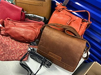 Partij lederwaren (dames en heren tassen/portefeuilles) - afbeelding 35 van  72