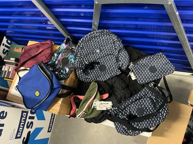 Partij lederwaren (dames en heren tassen/portefeuilles) - afbeelding 69 van  72