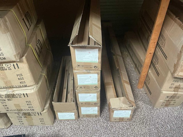 Partij ledverlichting, armaturen en ledspots o.a. hlg - afbeelding 25 van  46