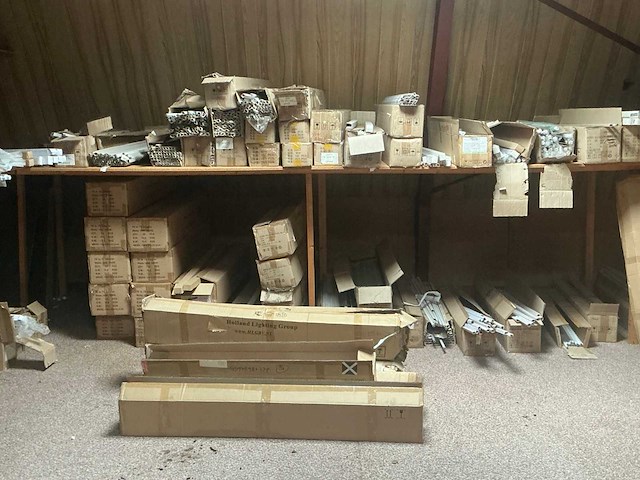 Partij ledverlichting, armaturen en ledspots o.a. hlg - afbeelding 28 van  46