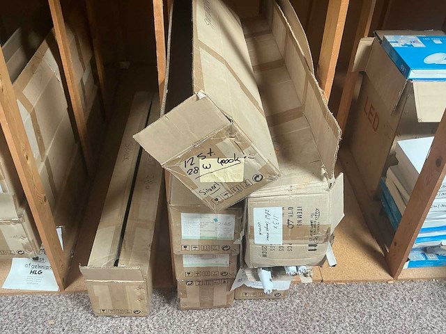 Partij ledverlichting, armaturen en ledspots o.a. hlg - afbeelding 37 van  46