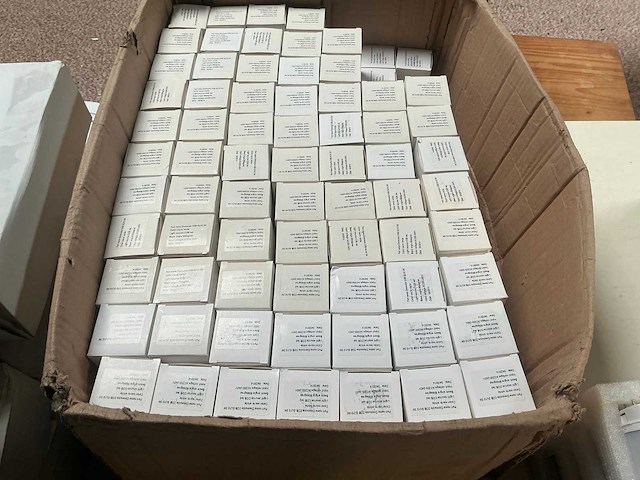 Partij ledverlichting, armaturen en ledspots o.a. hlg - afbeelding 40 van  46