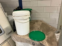 Partij lege emmers (23 liter) - afbeelding 2 van  3