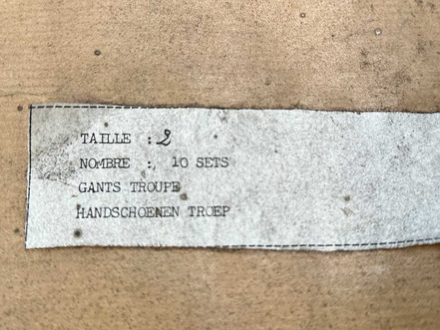 Partij legerhandschoenen - afbeelding 4 van  4