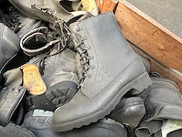 Partij legerkisten - afbeelding 1 van  4