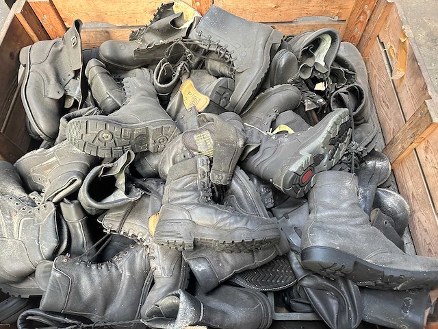 Partij legerkisten - afbeelding 3 van  4