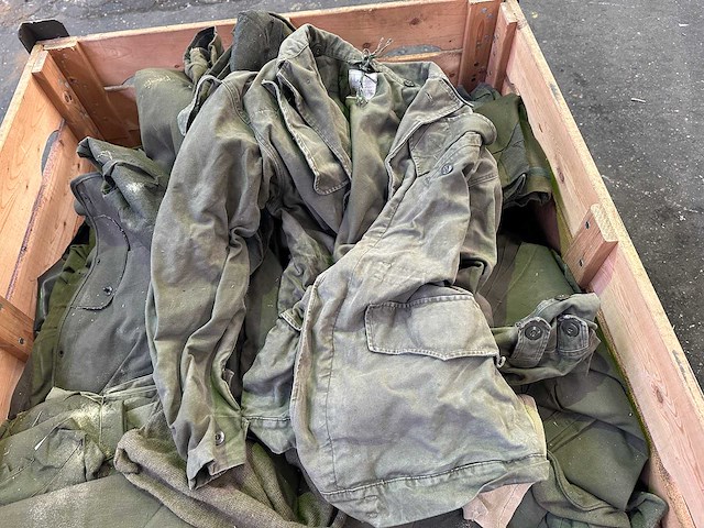 Partij legerkleding landmacht - afbeelding 3 van  3