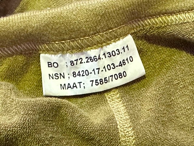 Partij legerondergoed - afbeelding 3 van  3