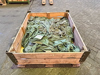 Partij legeroveralls - afbeelding 3 van  3