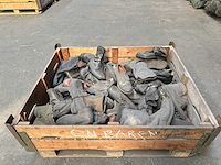 Partij legerschoenen - afbeelding 1 van  3