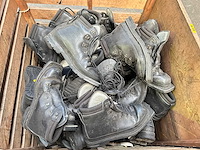 Partij legerschoenen - afbeelding 1 van  5
